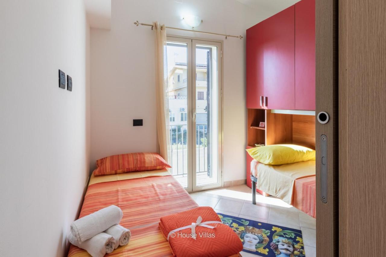 Villa Queen Dany Lido di Noto Екстериор снимка