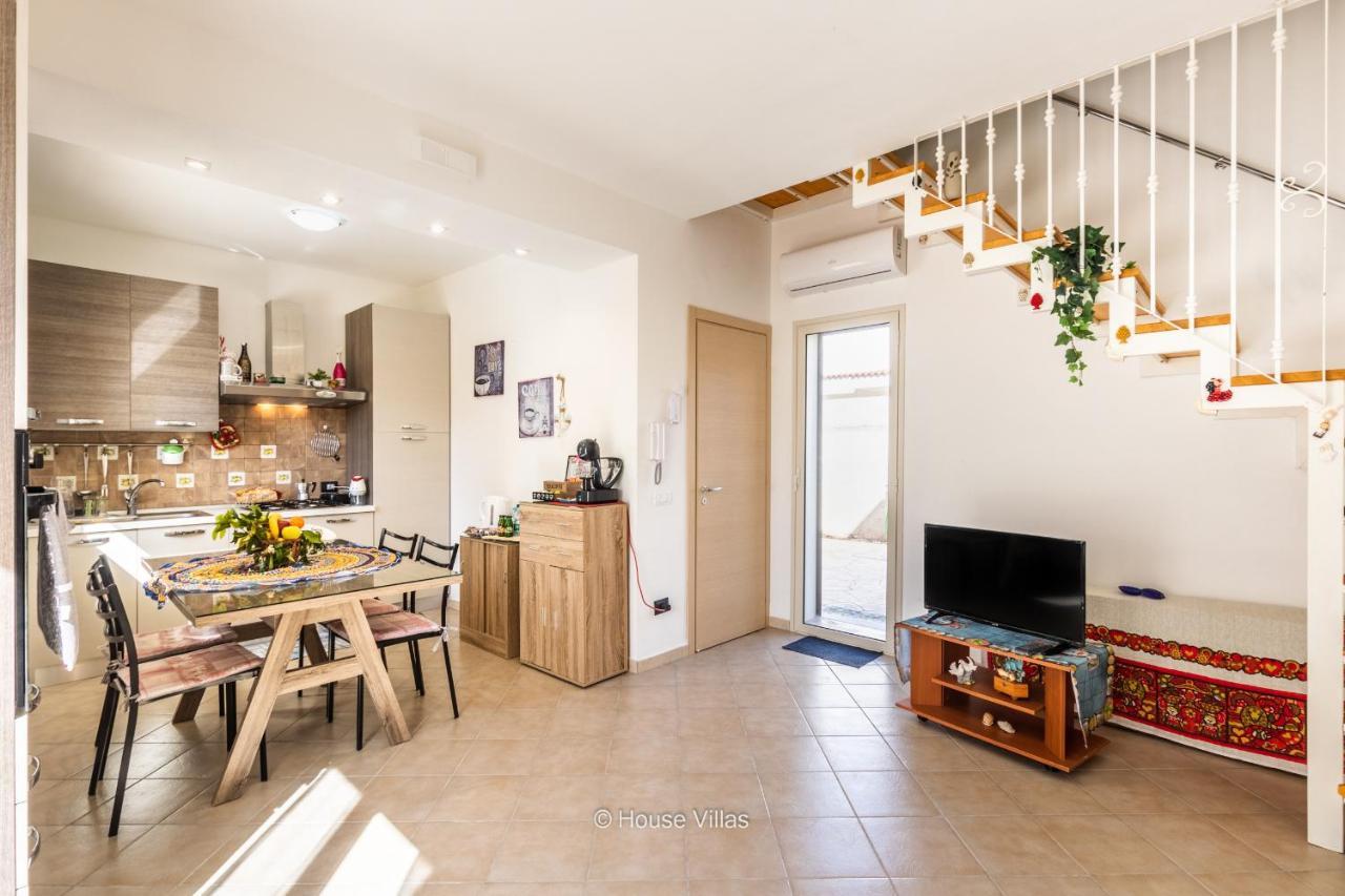 Villa Queen Dany Lido di Noto Екстериор снимка