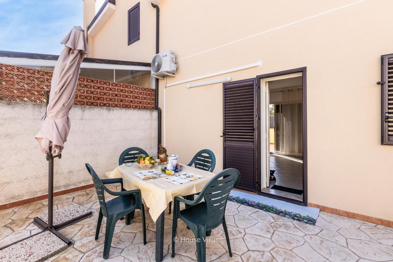 Villa Queen Dany Lido di Noto Екстериор снимка