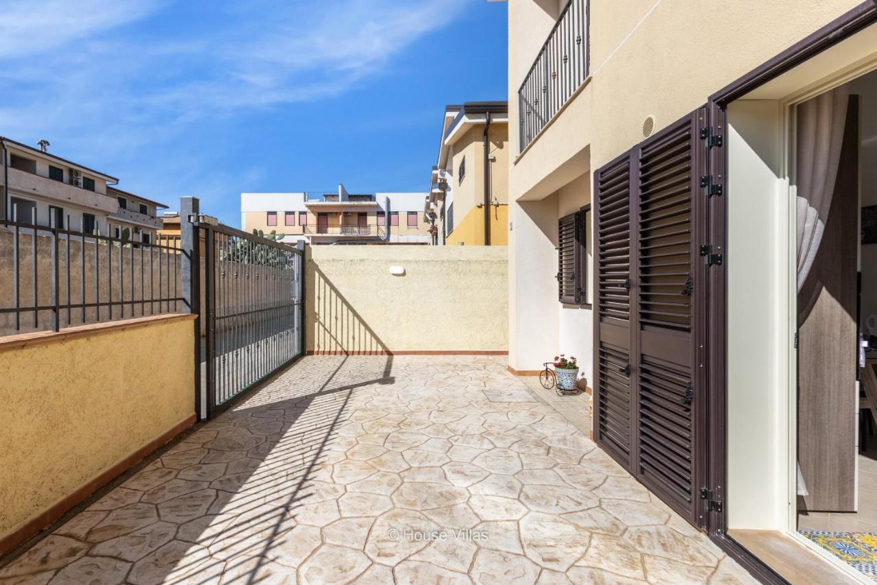 Villa Queen Dany Lido di Noto Екстериор снимка